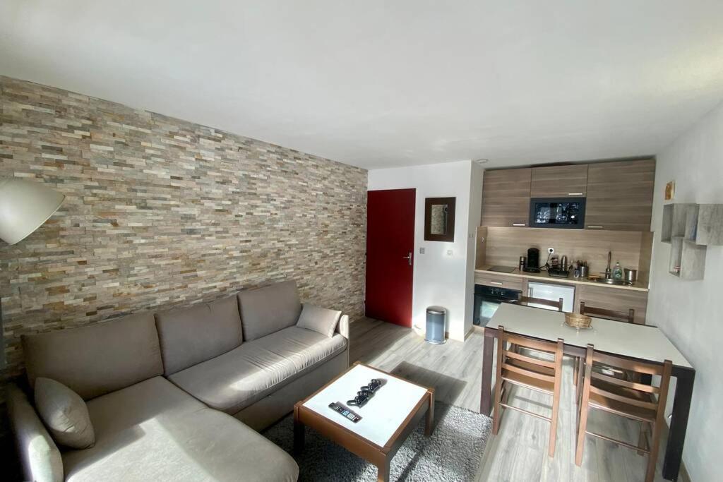 Appartement Chaleureux - Pied Des Pistes Corrençon-en-Vercors エクステリア 写真